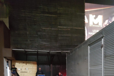 PM apreende mais de 100 máquinas caça-níqueis em ação na Zona Oeste