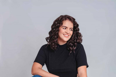 Happy hour com show de Ju Rosário acontece em Piratininga