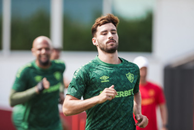 Com retornos, Diniz indica mudanças no time do Fluminense para clássico com o Vasco