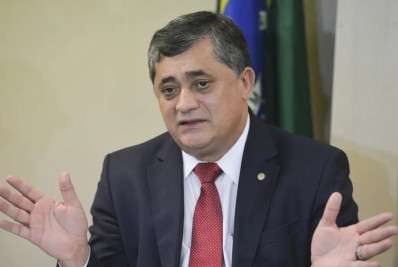 Líder do governo diz preferir que mudanças em emendas Pix sejam feitas na LDO de 2025