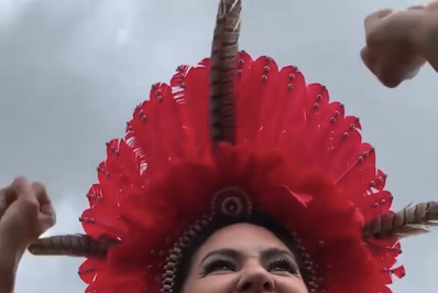 Isabelle se emociona com festa por sua chegada em Manaus: 'Lindo ver vocês fazendo a flecha'