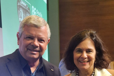 Prefeito de Niterói é eleito vice-presidente nacional da FNP