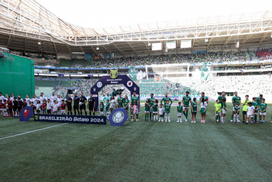 Palmeiras entra em contato com o Flamengo para pedir desculpas por cusparada em Tite