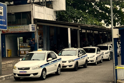 Taxistas de Macaé devem renovar autorização para serviço de táxi até 29 de maio
