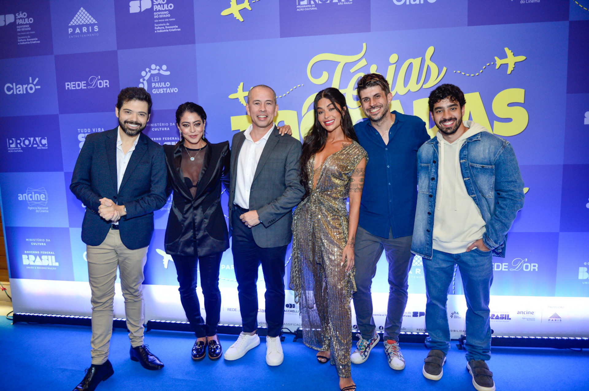 Elenco na pré-estreia de 'Férias Trocadas', em São Paulo - Eduardo Martins/ Agnews