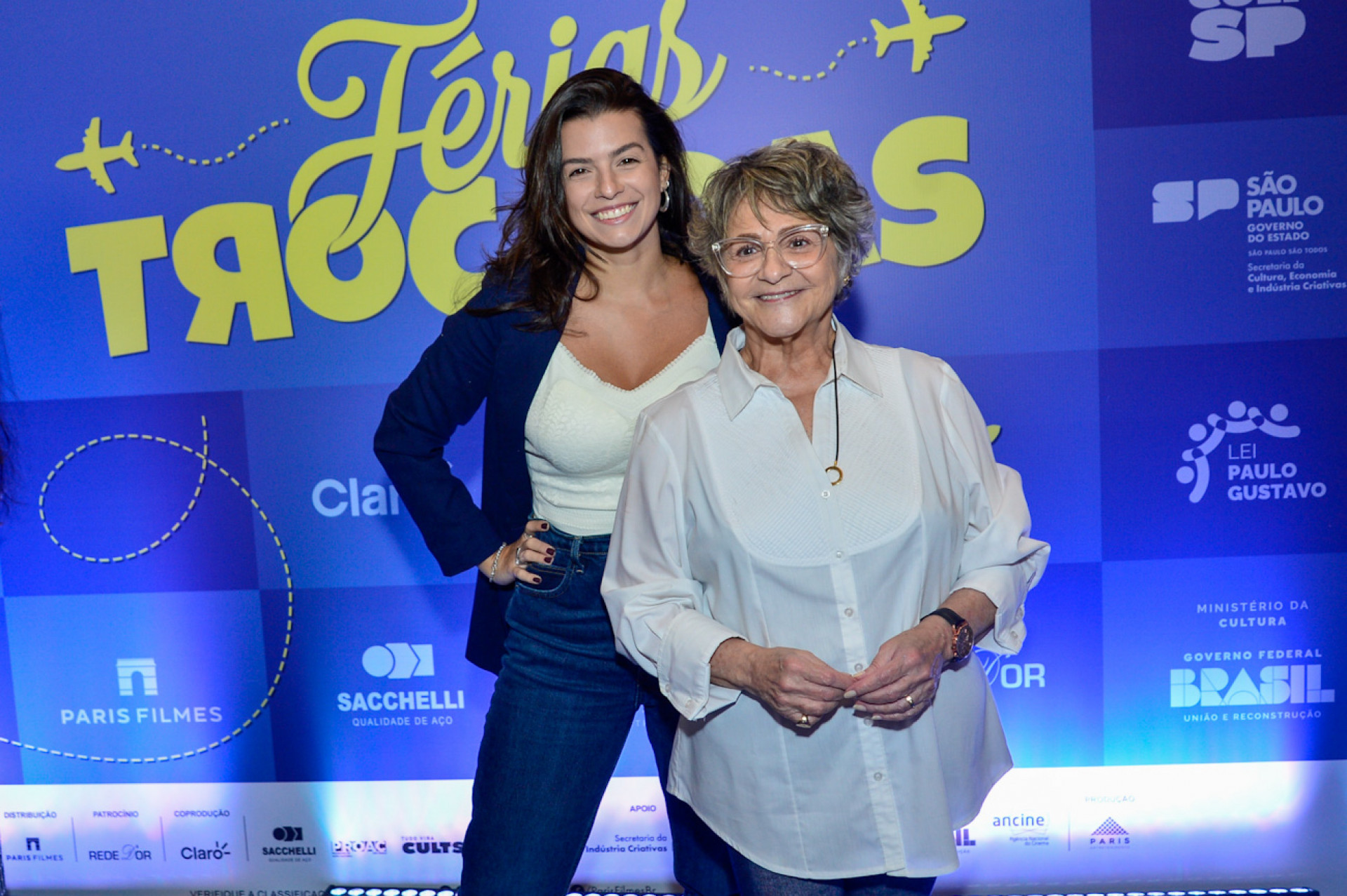 Fafy Siqueira e a mulher, Fernanda Lorenzoni, na pré-estreia de 'Férias Trocadas', em São Paulo - Eduardo Martins/ Agnews