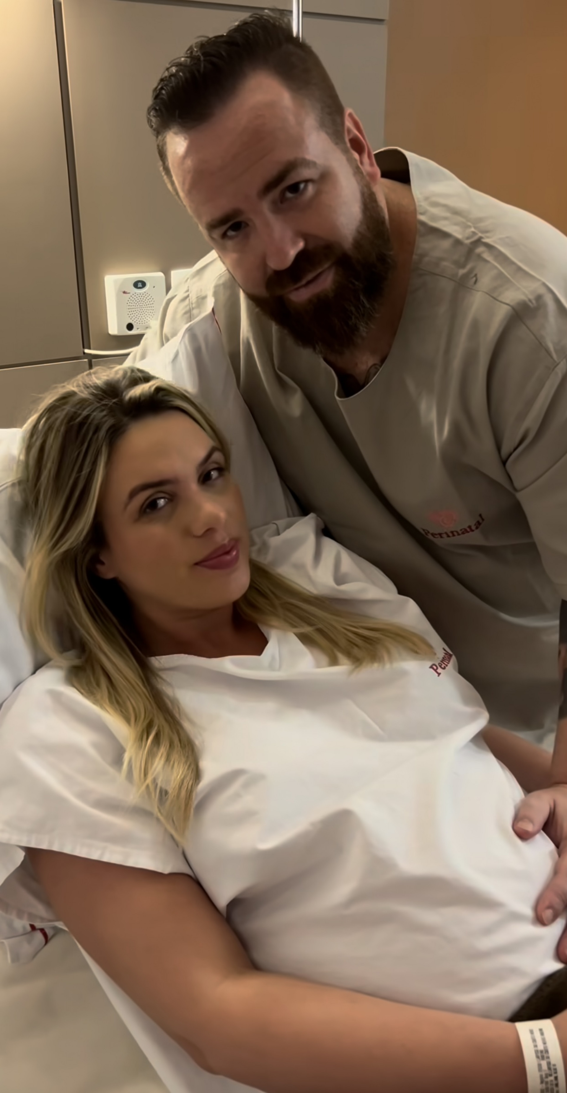 Leniel Borel, pai do menino Henry, anuncia gravidez da mulher: 'Um novo começo' - Reprodução