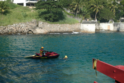 Corpo de adolescente é encontrado após 10 dias de buscas no mar da Barra da Tijuca