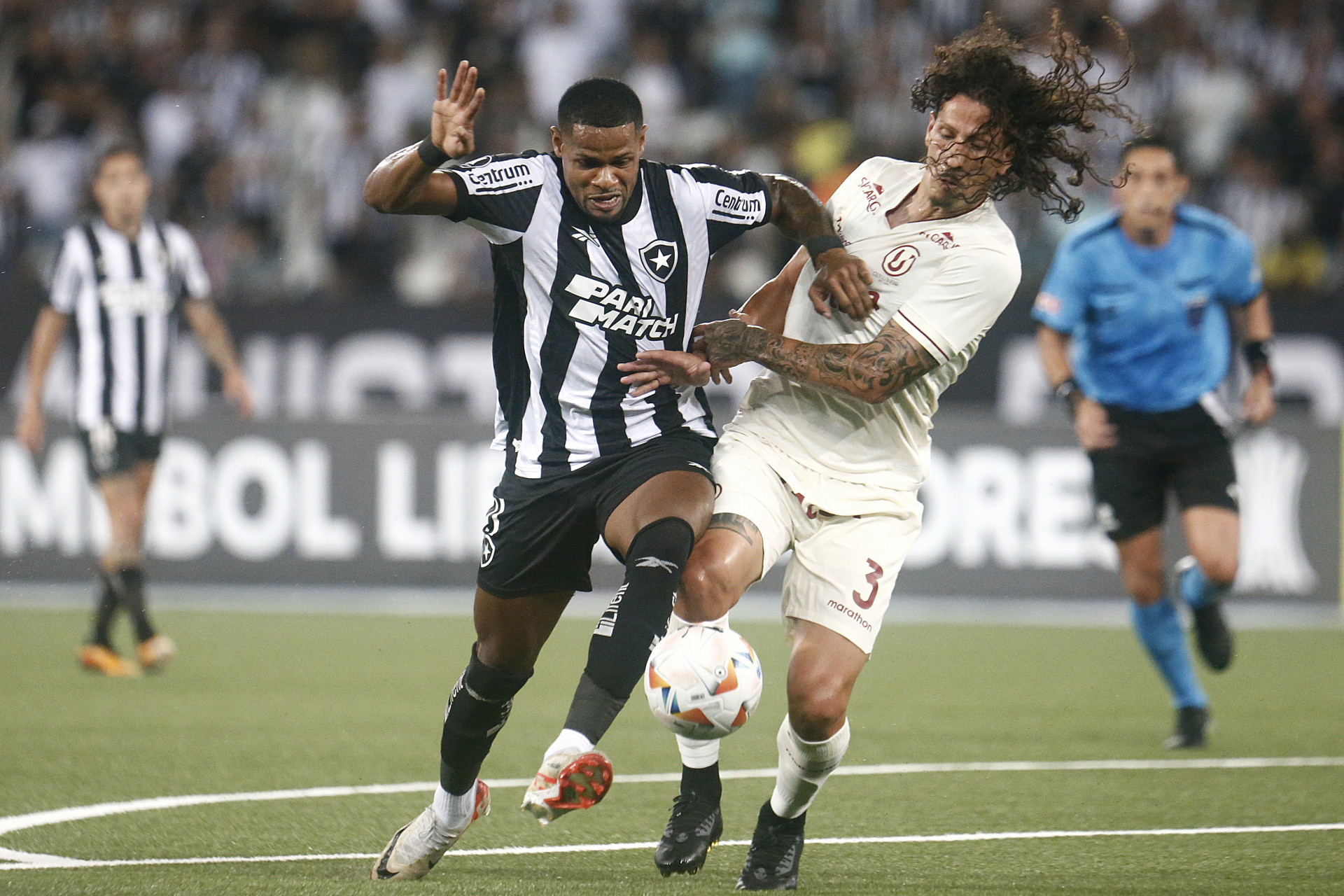 Botafogo e Universitario se enfrentaram no Nilton Santos - Vitor Silva / Botafogo