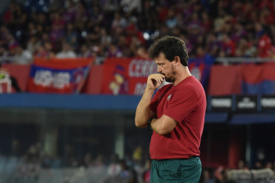 Diniz mostra confiança em melhora do Fluminense e admite preocupação com lesão de André