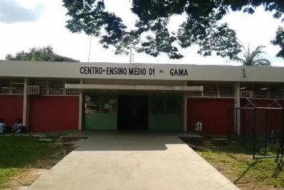 Professora é ameaçada após corrigir redação que acusava Moraes de 'acabar com leis'