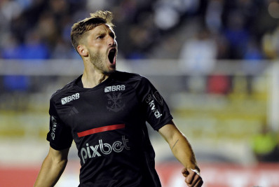 Viña passa por cirurgia no joelho e não joga mais pelo Flamengo em 2024