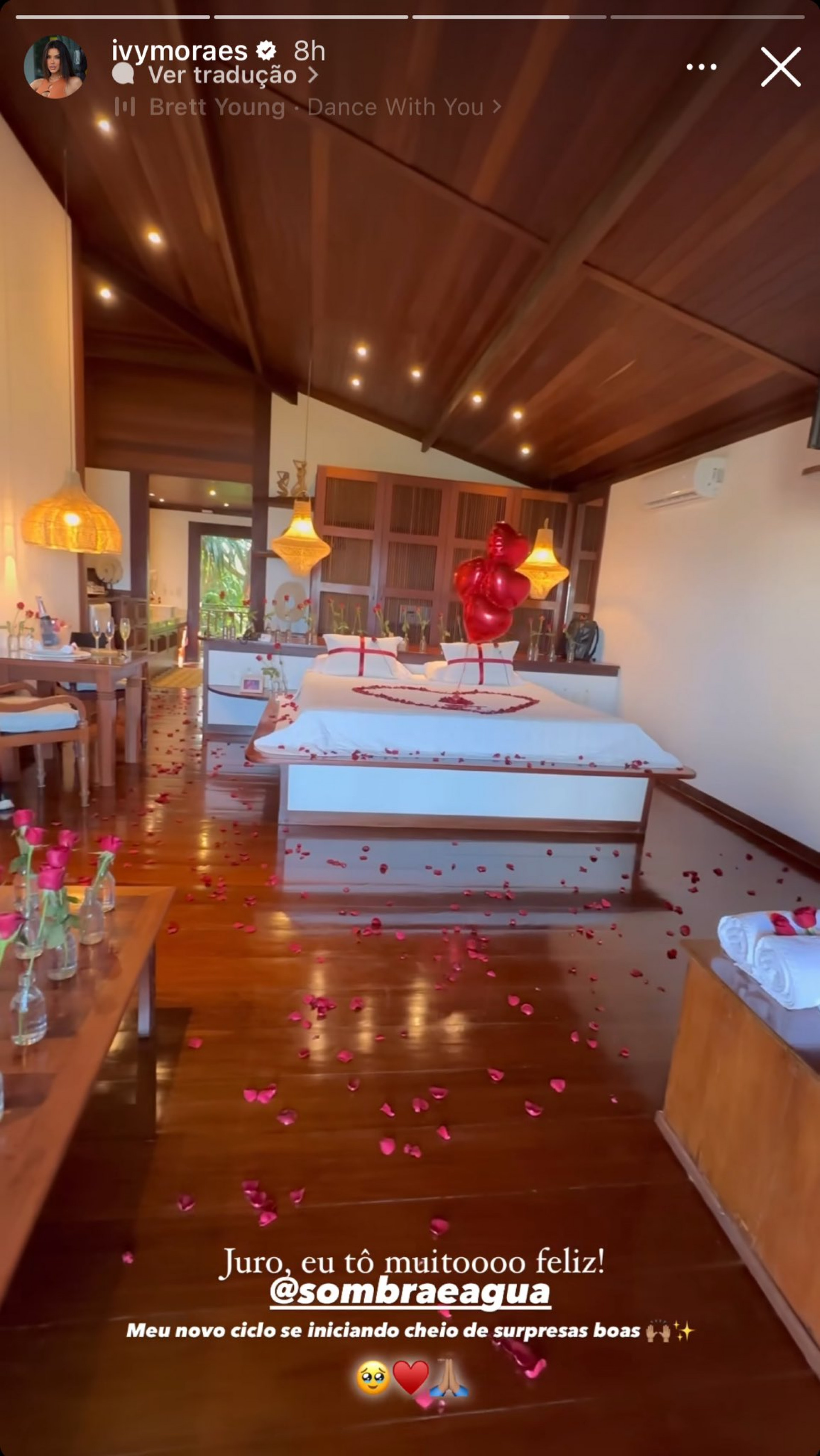 Arthur Picoli e Ivy Morais postam stories no mesmo hotel na Praia da Pipa - (RN)