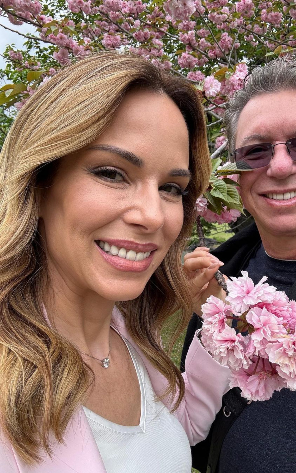 Boninho e Ana Furtado curtem férias em Tóquio - Reprodução / Instagram