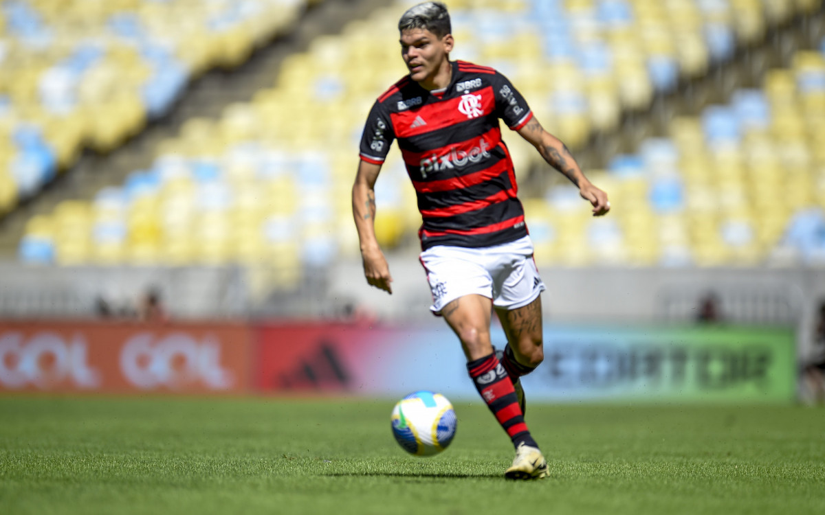 Flamengo x Botafogo - Campeonato Brasileiro - Estadio do Maracana - 28-04-2024