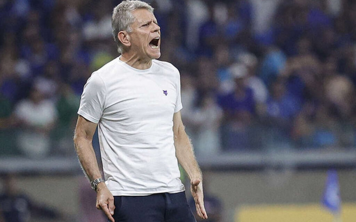 Paulo Autuori anuncia saída do Cruzeiro em meio à venda da SAF