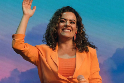 Ana Paula Valadão é condenada a pagar R$ 25 mil por associar homossexuais à aids