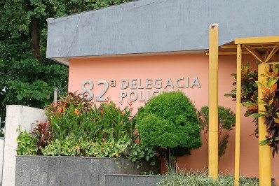 Criminosos invadem casa, amarram o proprietário e o obrigam a realizar vários pix