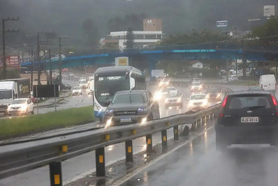 Inmet emite alerta de grande perigo para o RS e litoral catarinense