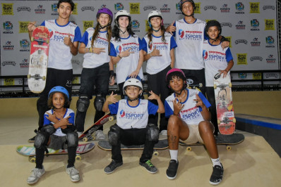 Alunos do projeto Maricá Esporte Presente testam arena do festival Skate Fest’