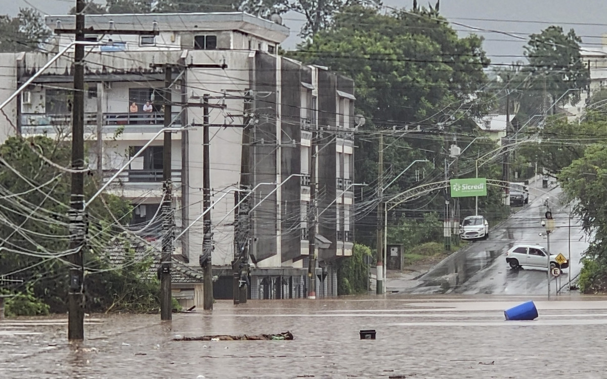 Temporal causou estragados no município de Encantado, no Rio Grande do Sul