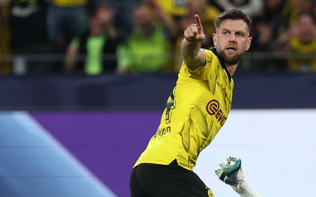Niclas Füllkrug comemora gol marcado em Borussia Dortmund x PSG