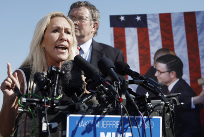 Parlamentar trumpista afirma que tentará destituir presidente do Congresso dos EUA