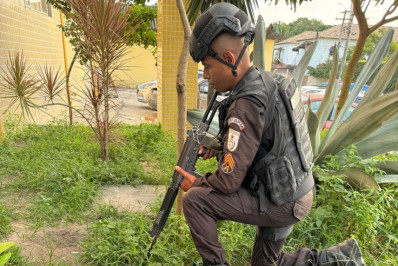 PM prende homem com grande quantidade de drogas em Iguabinha