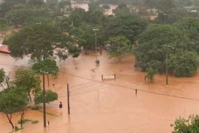 Exército envia ao RS helicóptero Pantera e tropa com óculos de visão noturna para buscas