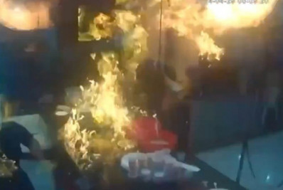 Vídeo: Três pessoas ficam feridas durante incêndio em churrascaria em Campos