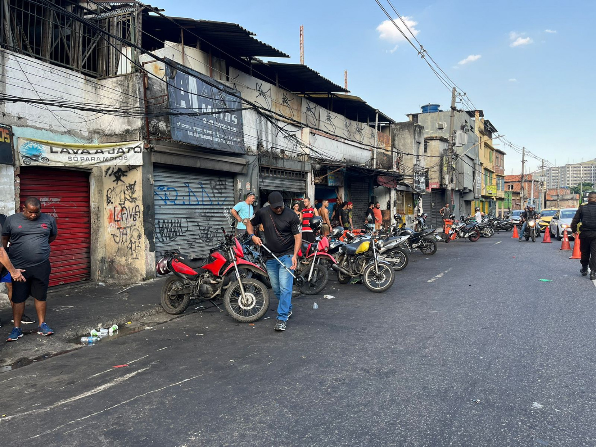 Pol&iacute;cia Civil cercou local do acidente - Maria Eduarda Volta / Ag&ecirc;ncia O Dia