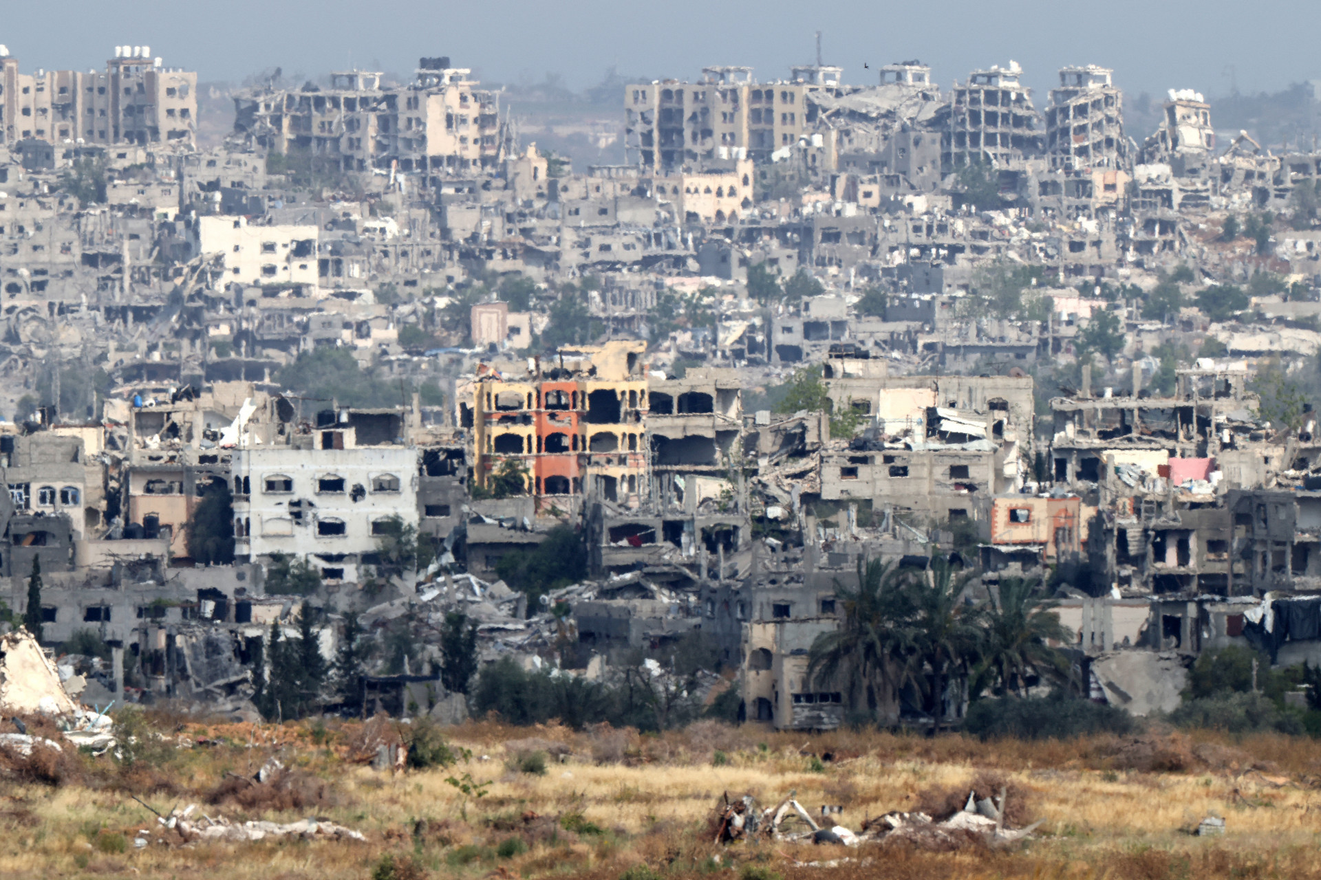 Região é bombardeada desde a primeira quinzena de outubro de 2023 - AFP