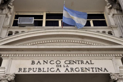 BC da Argentina decide cortar novamente a taxa básica de juros, de 60% a 50%