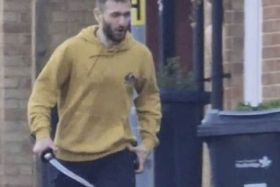 Brasileiro é preso em Londres pela morte de adolescente em ataque com espada