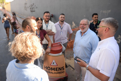 Prefeito de Barra Mansa e secretário estadual de Infraestrutura acompanham obras na cidade