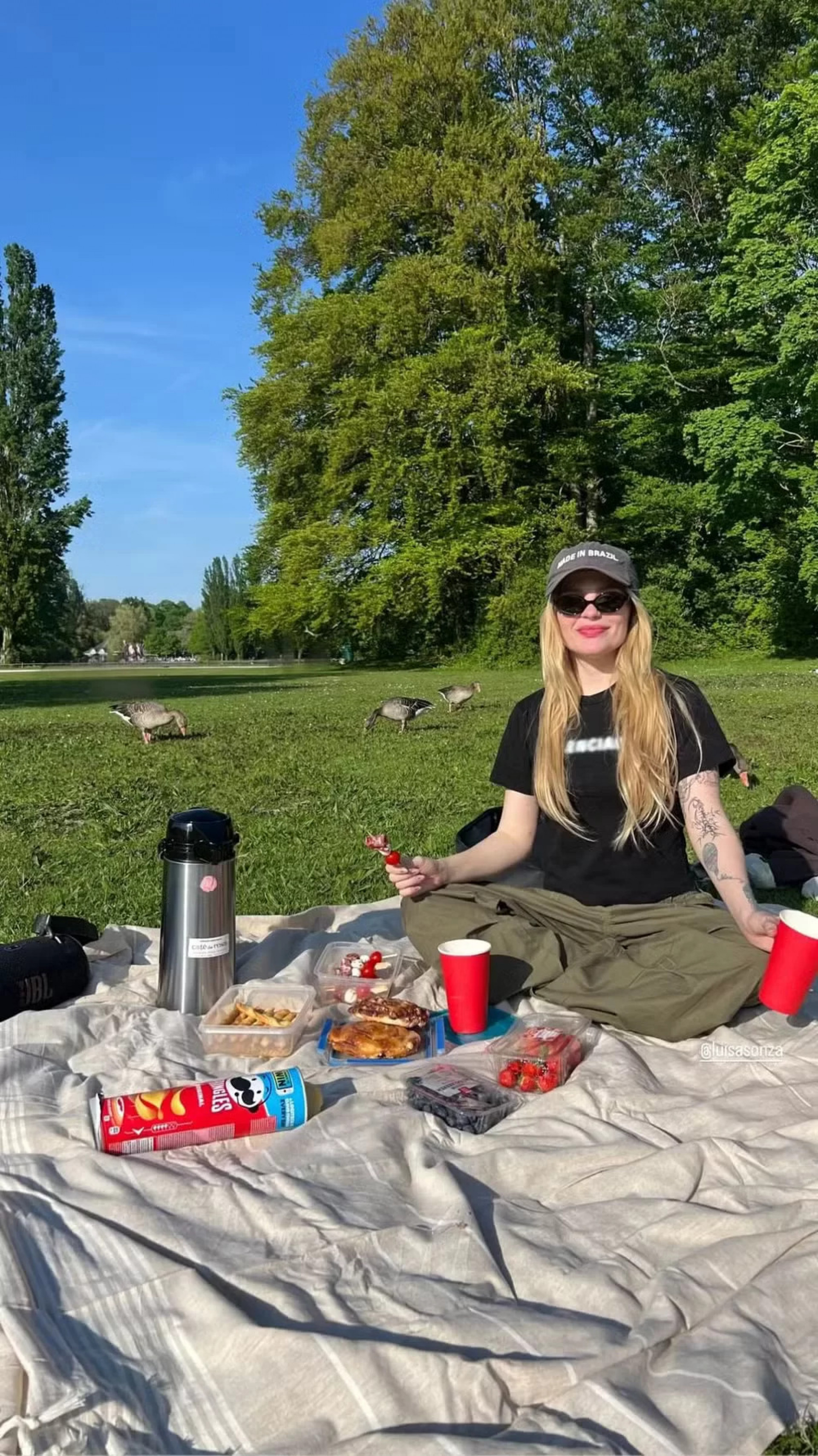 Luísa Sonza clicada pelo namorado Luís Ribeirinho