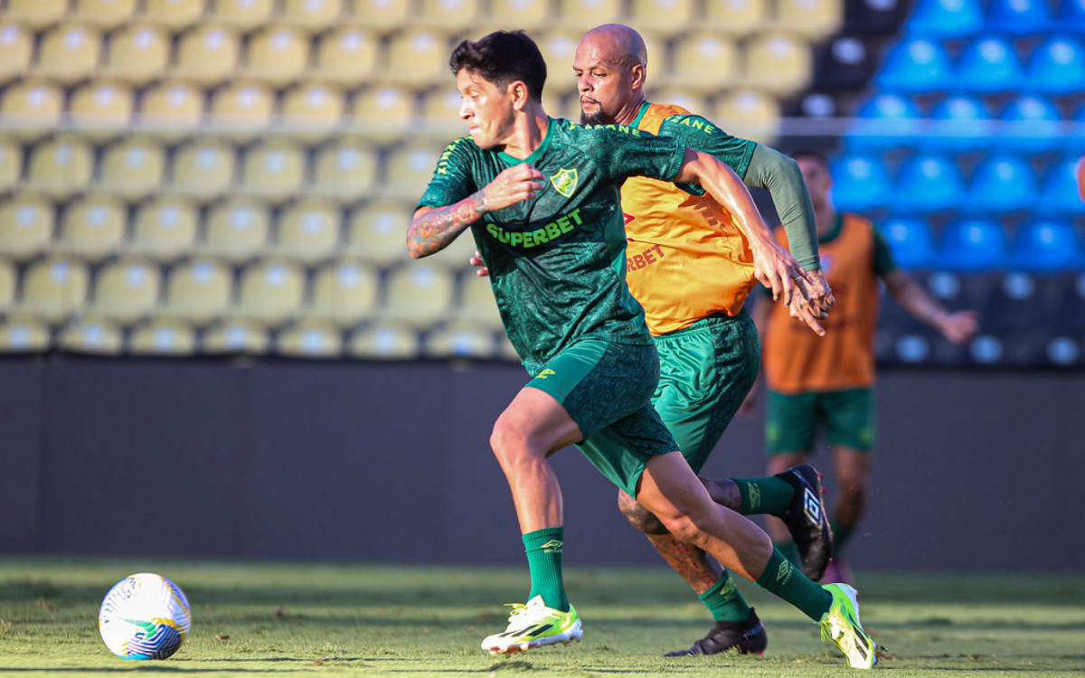 Cano e Felipe Melo durante treino do Fluminense no Espírito Santo - Marcelo Gonçalves / Fluminense FC