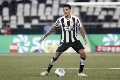 Gregore valoriza triunfo do Botafogo sobre o Vitória: 'Vantagem boa'