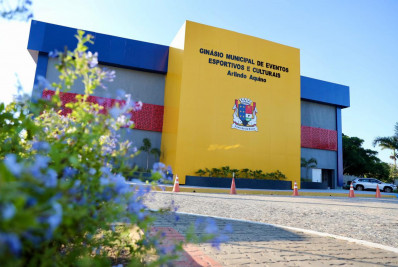 Estádio municipal construído com empenho de Zico é remodelado