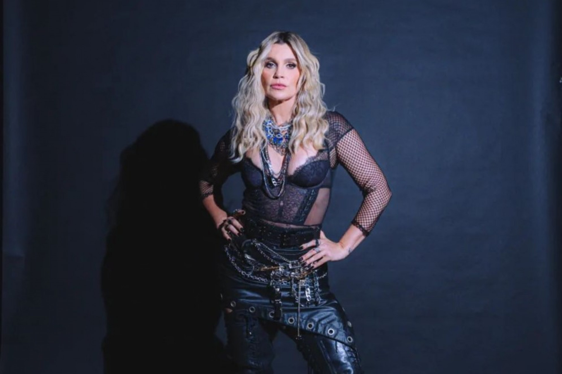 Flávia Alessandra usa look inspirado em Madonna  - Reprodução / Instagram