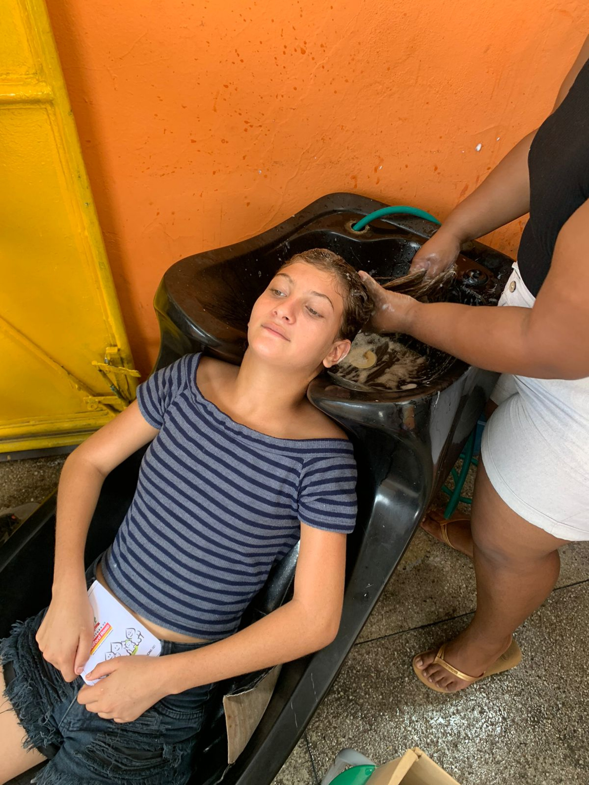 A estudante Ana Clara aproveitou para fazer um novo penteado - Divulga&ccedil;&atilde;o