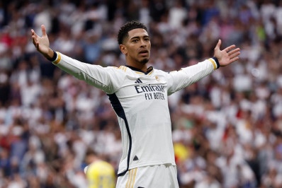 Bellingham supera Vini Jr e vence o prêmio de melhor jogador do Campeonato Espanhol