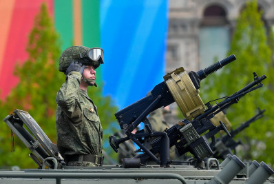 Rússia ameaça bombardear equipes militares britânicas na Ucrânia 'e além'