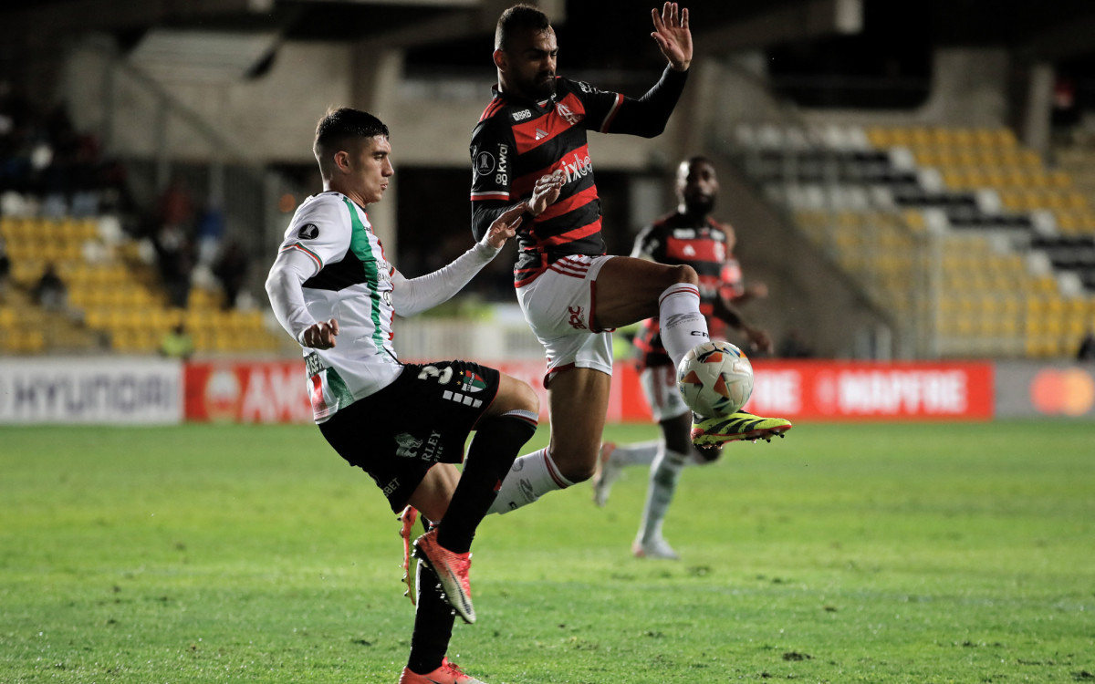 Flamengo fez mais uma partida muito ruim sob o comando de Tite