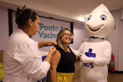 Niterói abre posto de vacinação contra a Influenza no Plaza Shopping