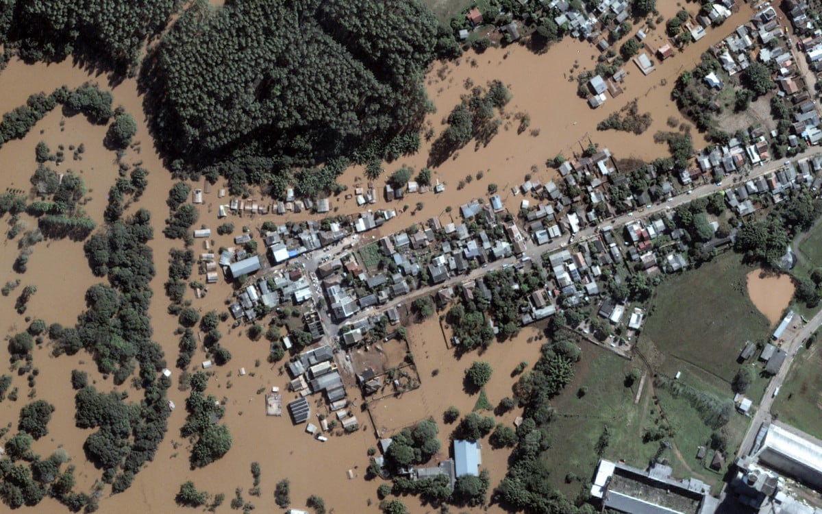 Rio Taquari ap&oacute;s enchentes no Rio Grande do Sul