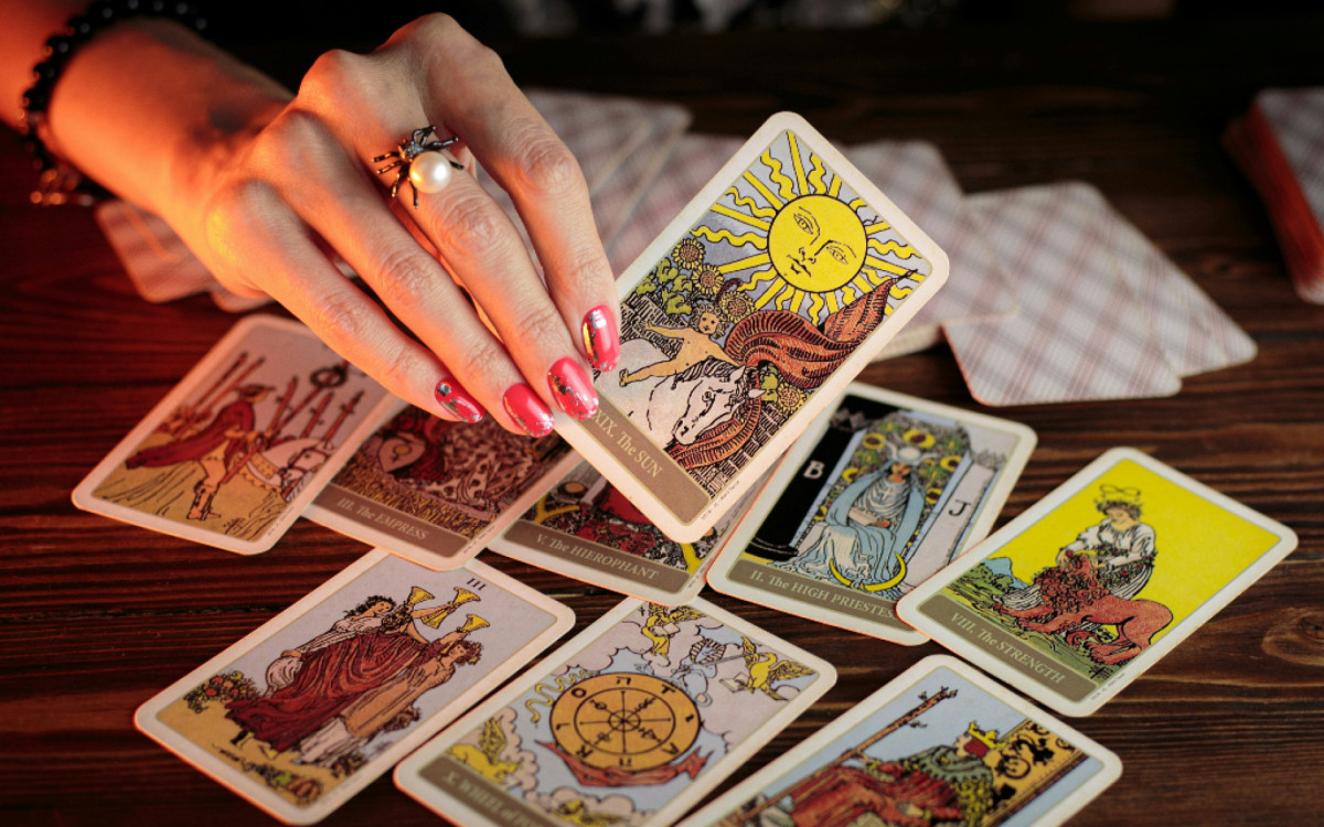 Previs&otilde;es do Tarot para maio de 2024: amor, dinheiro e sa&uacute;de