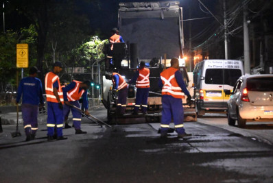 Niterói realiza recapeamento da Alameda São Boaventura, no Fonseca