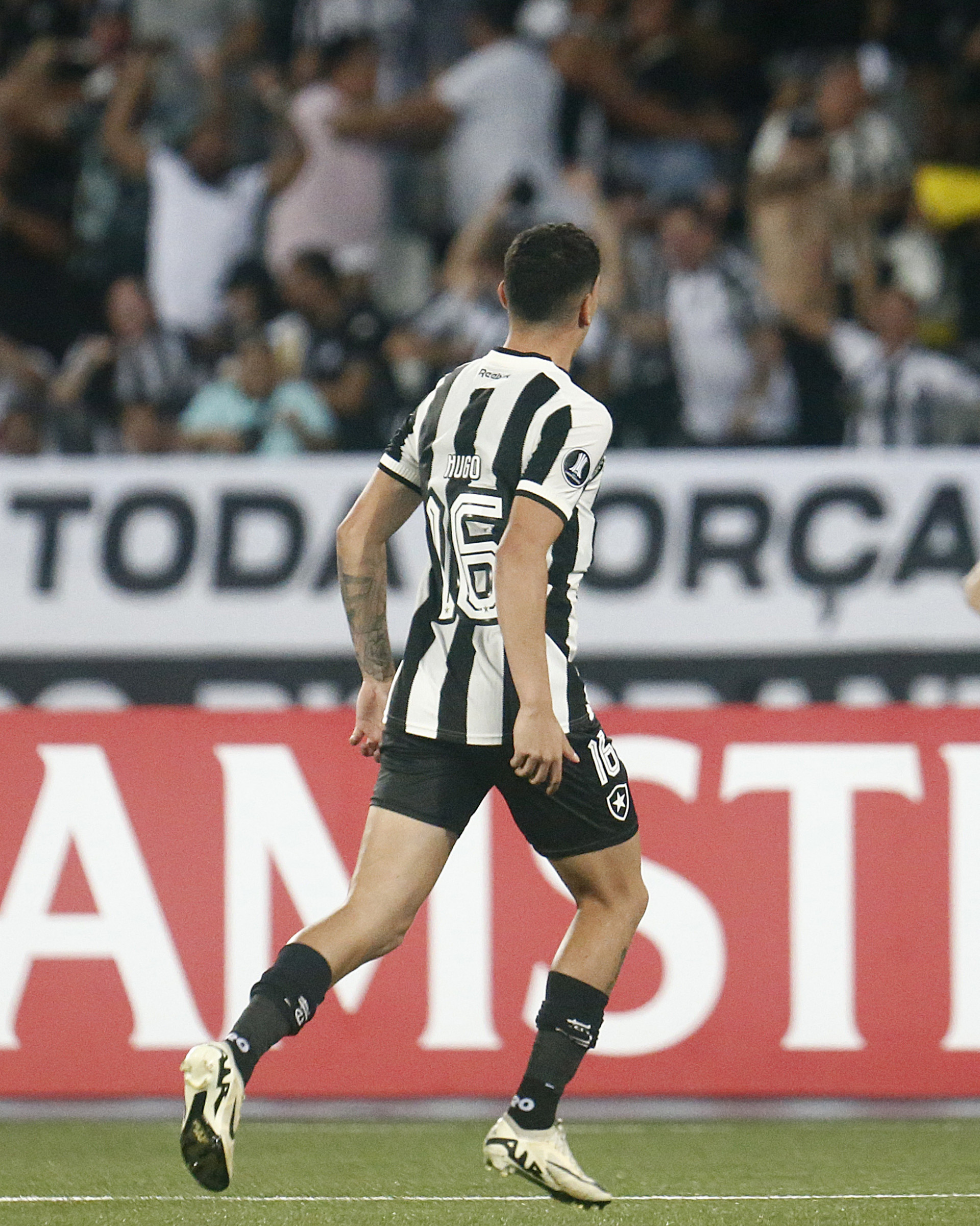 Botafogo far&aacute; os &uacute;ltimos dois jogos na fase de grupos fora de casa - V&iacute;tor Silva/Botafogo