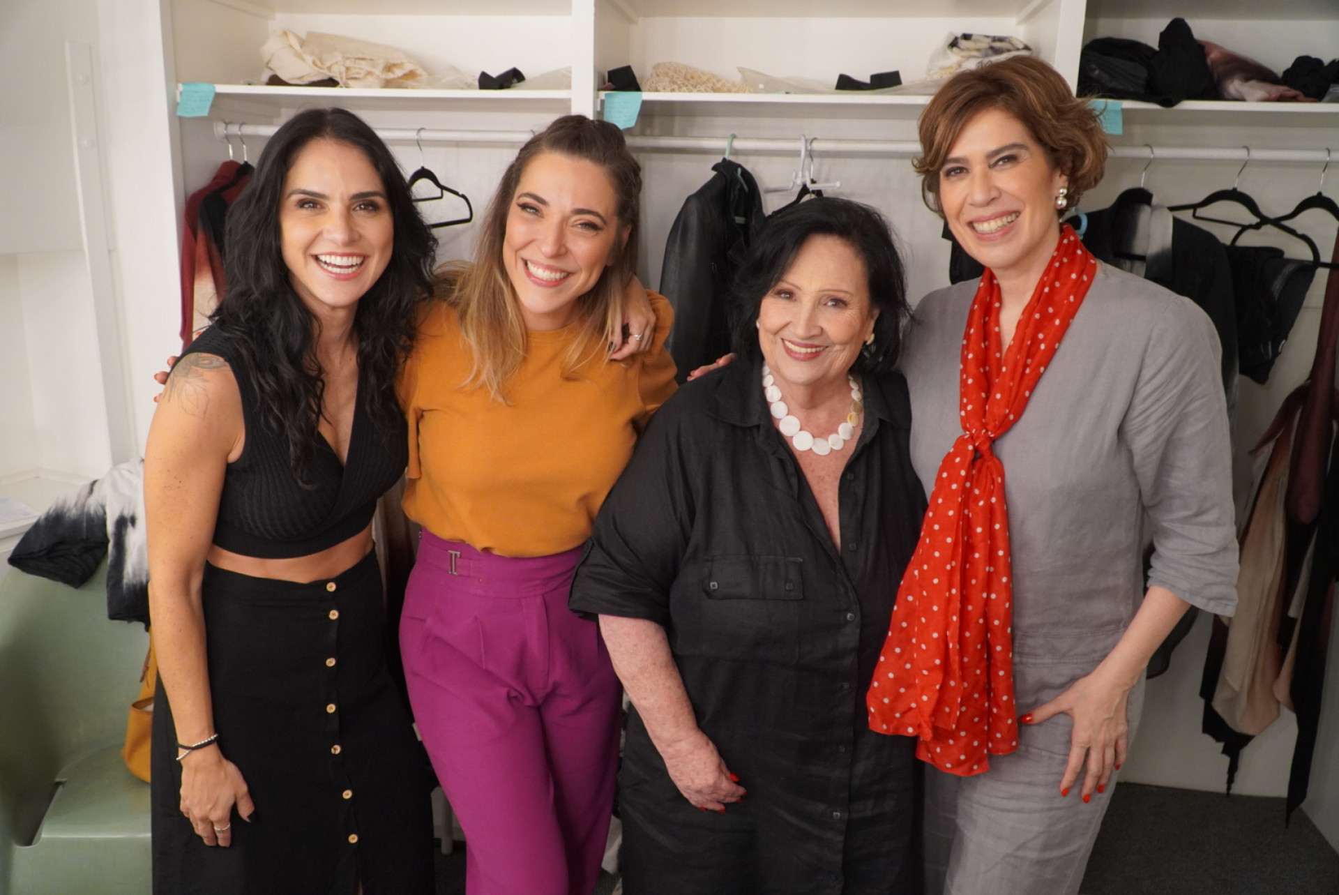  Dona D&eacute;a, m&atilde;e de Paulo Gustavo, prestigia pe&ccedil;a de J&uacute;lia Rabello, Maria Clara Gueiros e Priscila Castello Branco                          - Hernane Cardoso / Divulga&ccedil;&atilde;o